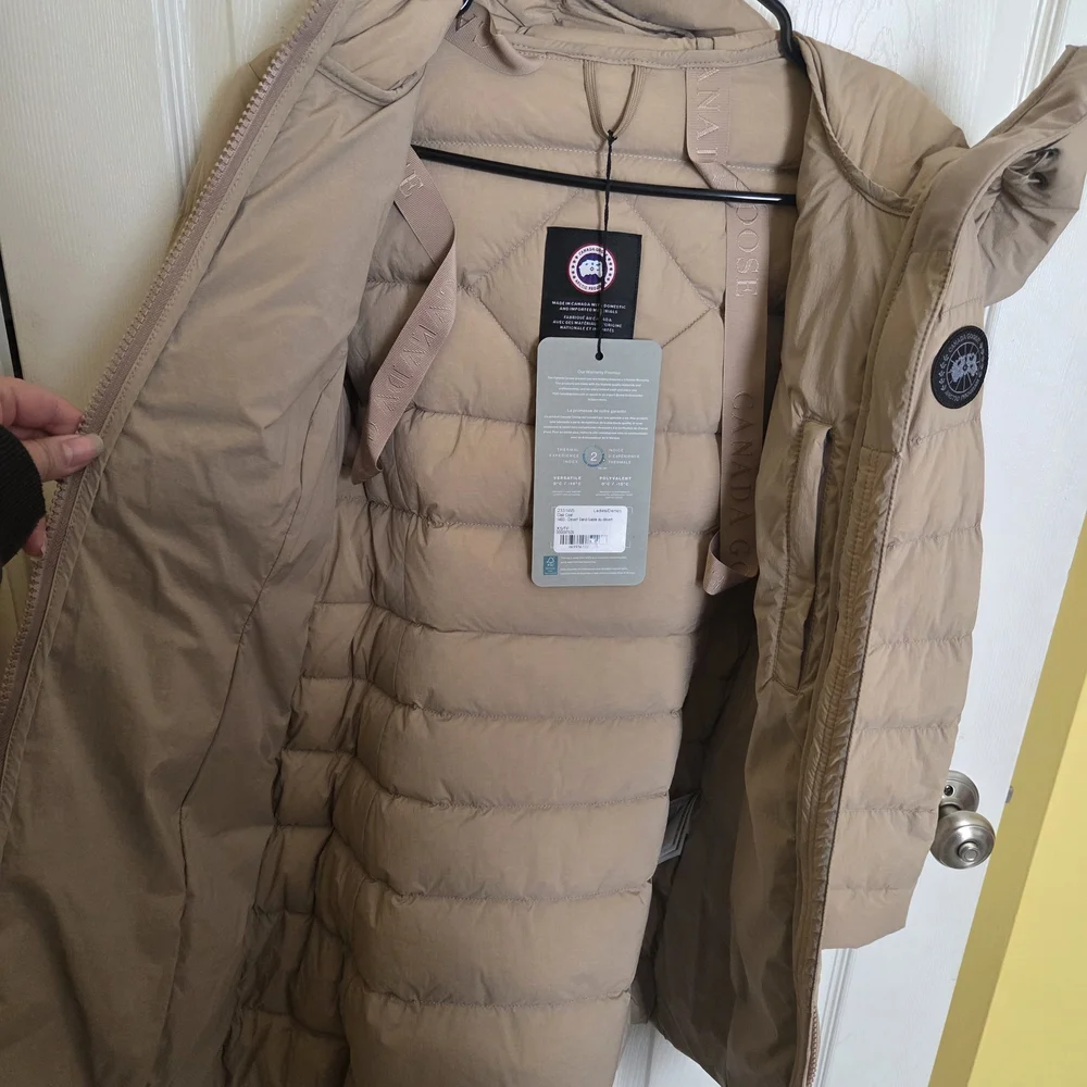 Canada Goose Women's Clair Coat - Picture 4 of 7